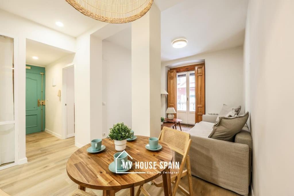 Myhousespain - Nuevo Piso Reformado En Malasana Madrid Extérieur photo